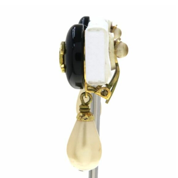CHANEL CC Logos Pearl Drop Black Round Clip-On Earrings Gold Tone - Picture 4 of 10